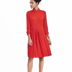 Banana Republic Pleated Shirt Dress. EUC